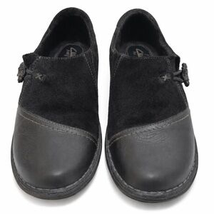 Skechers Relaxed Fit Breathe-Easy Kindred Women’s Suede Slip-On Loafers Size 8